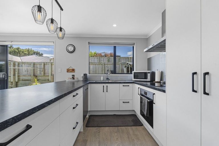 Photo of property in 12 Manakohi Street, Spotswood, New Plymouth, 4310