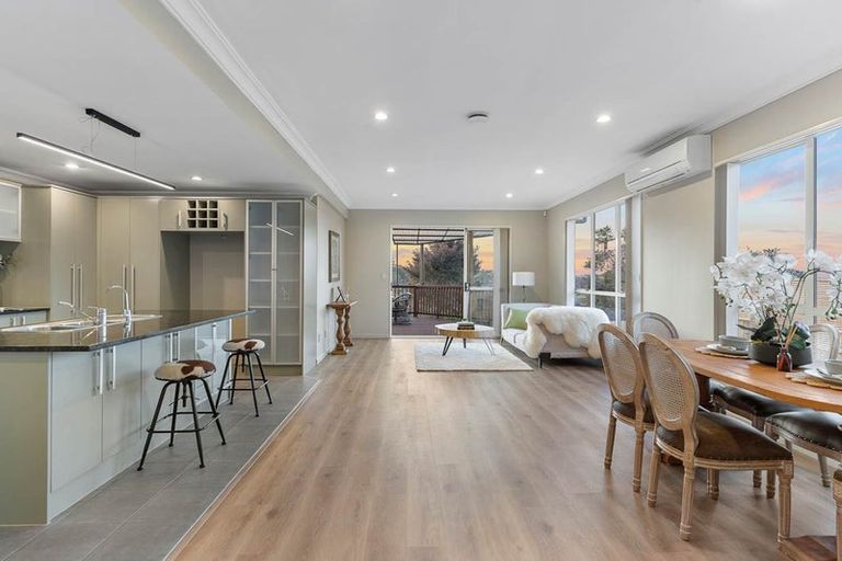 Photo of property in 23 Leafield Crescent, Henderson, Auckland, 0612