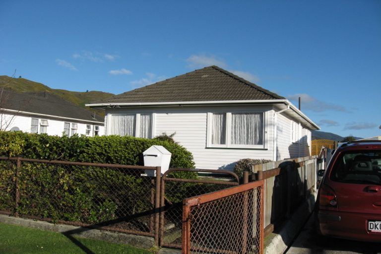 Photo of property in 9 Donnelley Drive, Wainuiomata, Lower Hutt, 5014