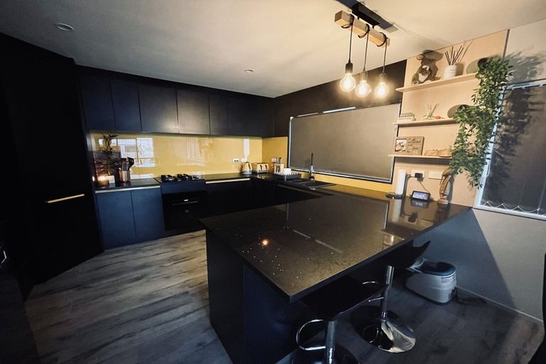 Photo of property in 43b Hillcrest Road, Papatoetoe, Auckland, 2025