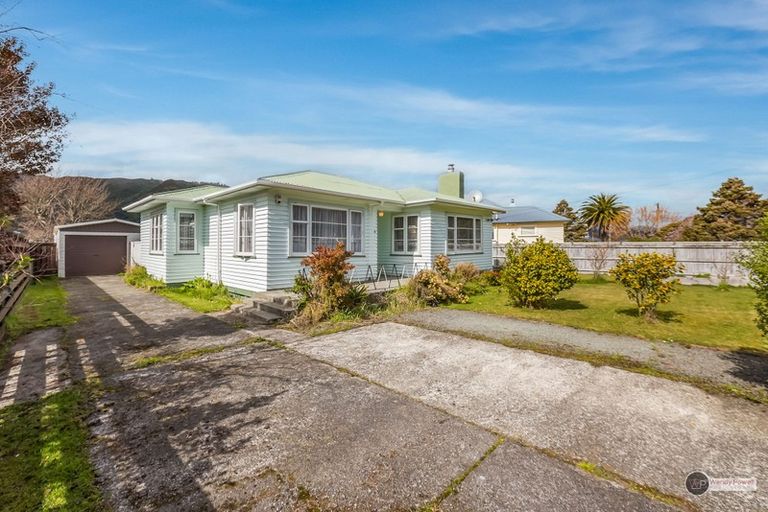Photo of property in 24 Westminster Road, Wainuiomata, Lower Hutt, 5014