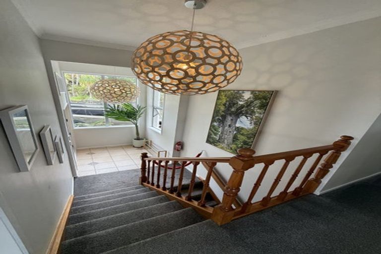 Photo of property in 13 Ellangowan Road, Waiake, Auckland, 0630