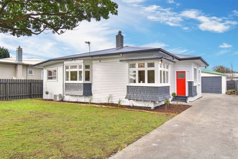Photo of property in 6 William Street, Mangere East, Auckland, 2024