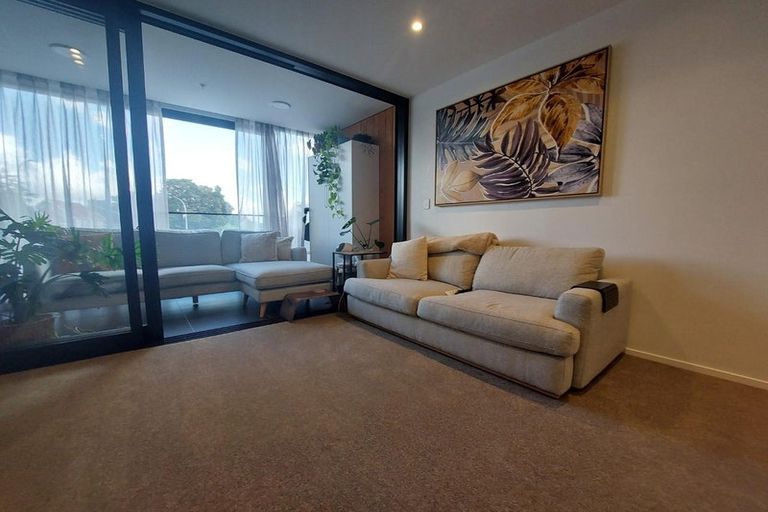 Photo of property in 104/1 Buscomb Avenue, Henderson, Auckland, 0610