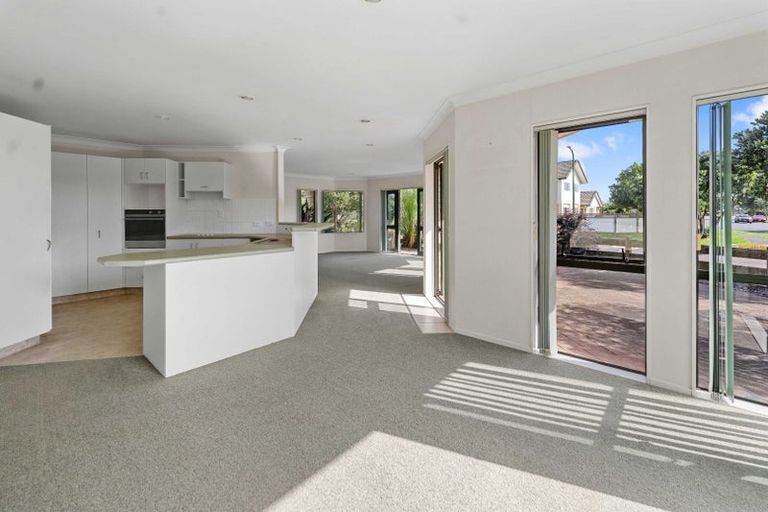 Photo of property in 125 Pacific View Road, Papamoa Beach, Papamoa, 3118