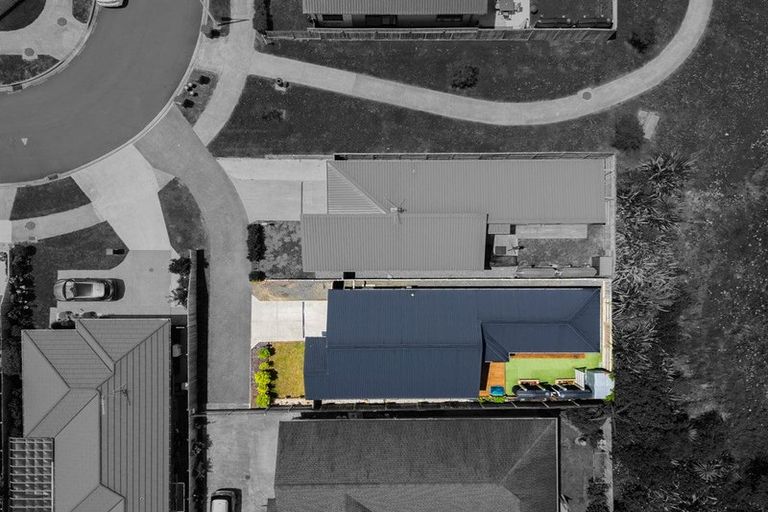 Photo of property in 10 Tomairangi Crescent, Pukekohe, 2120