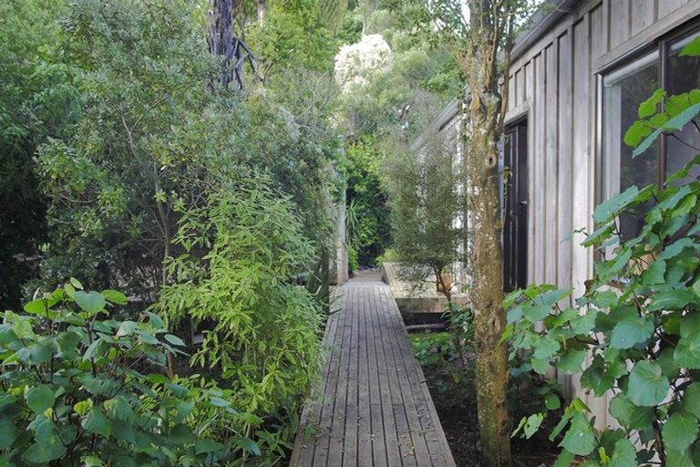 Photo of property in 6 Lincoln Street, Ashhurst, 4810