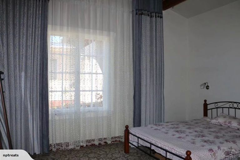 Photo of property in 85 Hine Street, New Plymouth, 4310