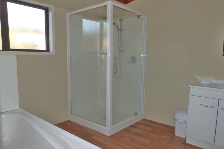 Photo of property in 20 Marsden Point Road, Ruakaka, 0116