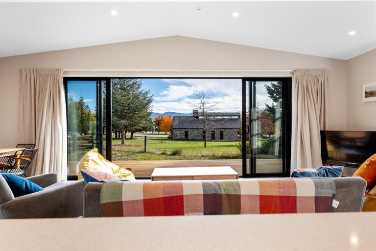 Photo of property in 18 Park Lane, Omarama, 9412