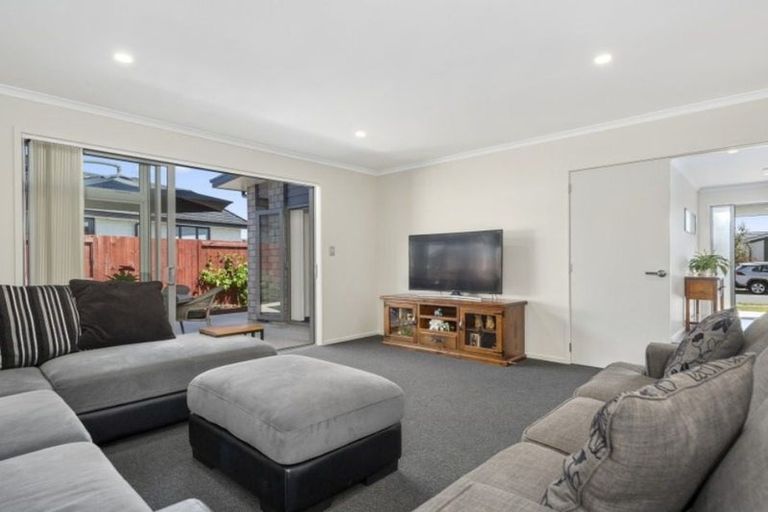 Photo of property in 78 Penetaka Heights, Pyes Pa, Tauranga, 3112