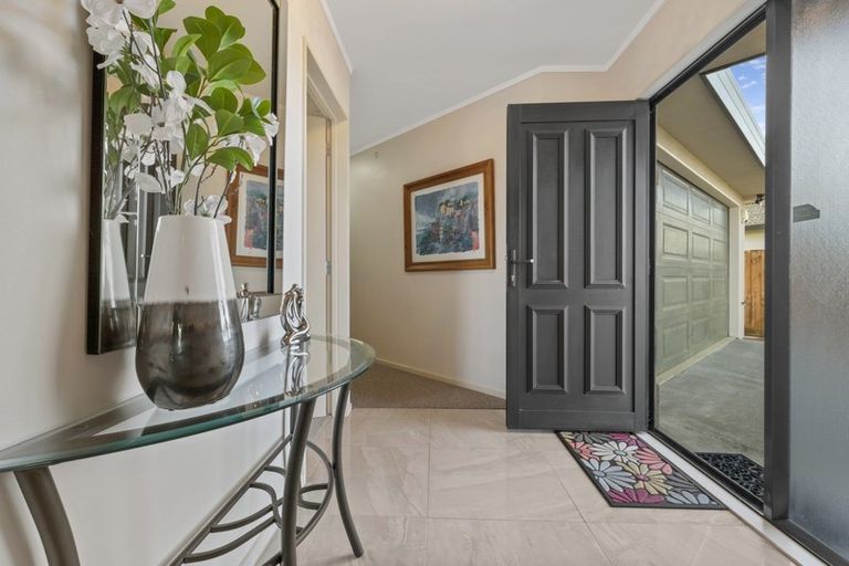 Photo of property in 98 Parnell Heights, Kelvin Grove, Palmerston North, 4414