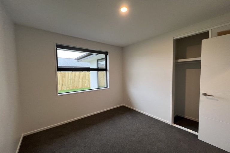 Photo of property in 92 Kennedys Bush Road, Halswell, Christchurch, 8025