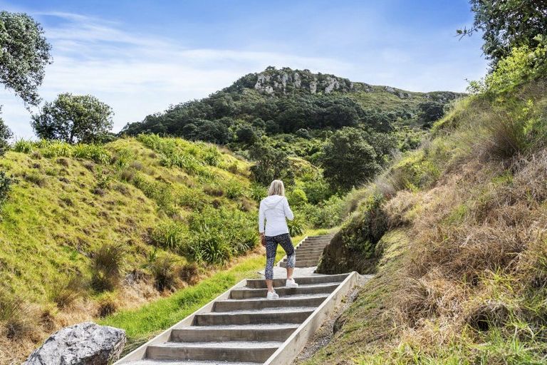 Photo of property in Anchorage Apartments, 411/36 Victoria Road, Mount Maunganui, 3116