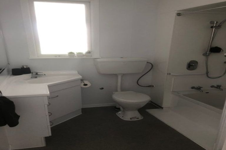Photo of property in 33 Waldegrave Street, Palmerston North, 4410