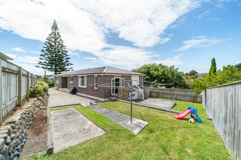 Photo of property in 56 Arawhata Street, Ranui, Porirua, 5024