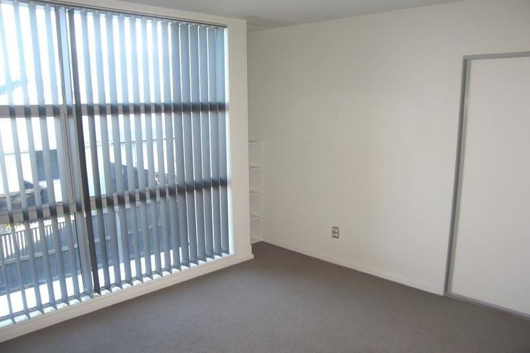 Photo of property in 545 Barbadoes Street, Edgeware, Christchurch, 8013