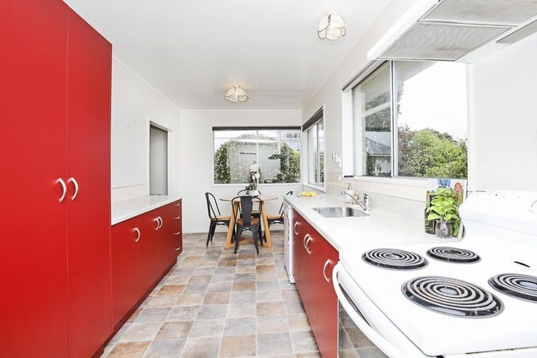 Photo of property in 54 O'byrne Street, Waikiwi, Invercargill, 9810