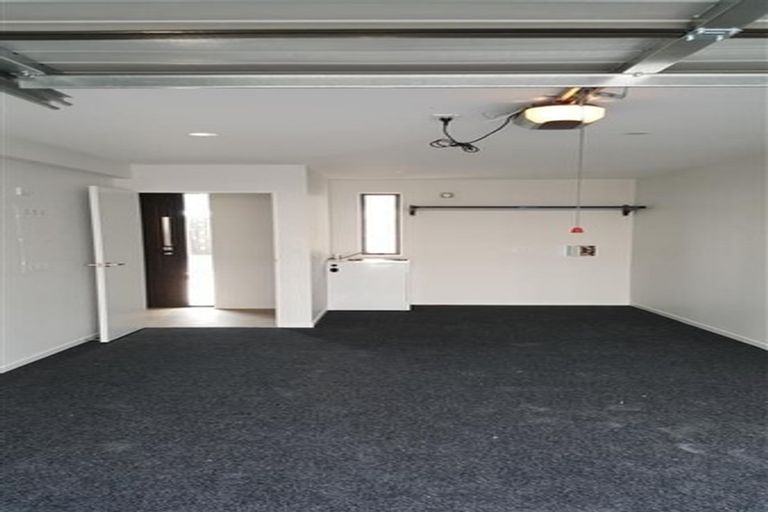 Photo of property in 17 Glenae Lane, Hobsonville, Auckland, 0618