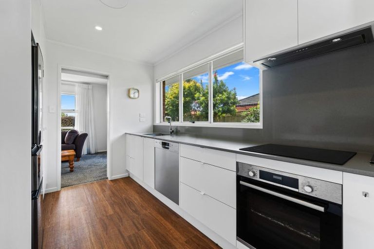 Photo of property in 10b Willmott Place, Springfield, Rotorua, 3015