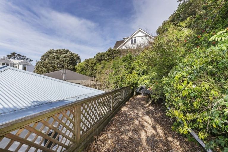 Photo of property in 14 Washington Avenue, Brooklyn, Wellington, 6021