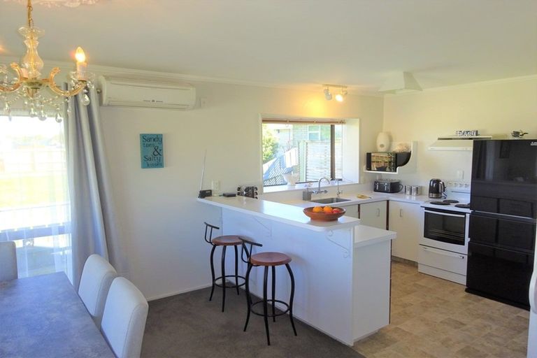 Photo of property in 71 Seabury Avenue, Foxton Beach, Foxton, 4815