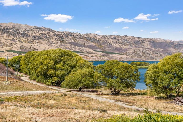 Photo of property in 20a Sugarloaf Drive, Mount Pisa, Cromwell, 9384