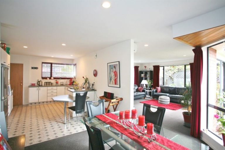 Photo of property in 304a Wairakei Road, Bryndwr, Christchurch, 8053