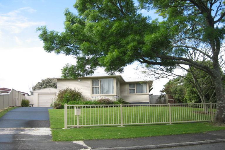 Photo of property in 26 Tatariki Street, Rosehill, Papakura, 2113