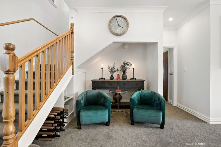 Photo of property in 25 Main Street, Greytown, 5712