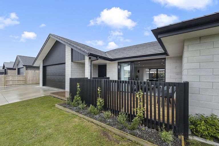 Photo of property in 2 Batham Drive, Matamata, 3400