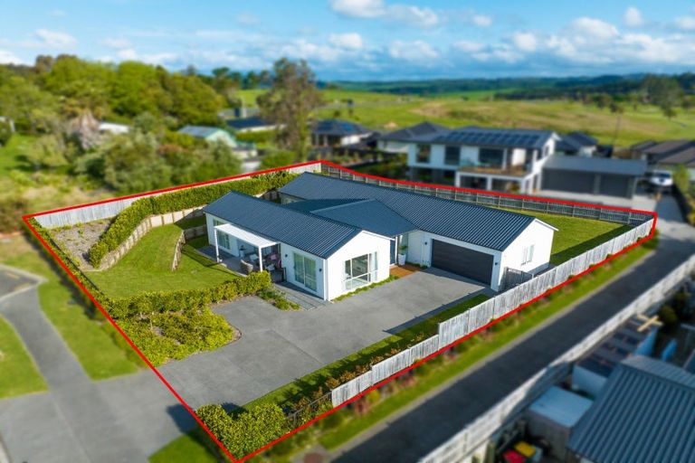 Photo of property in 37 Motukaraka Drive, Beachlands, Auckland, 2018