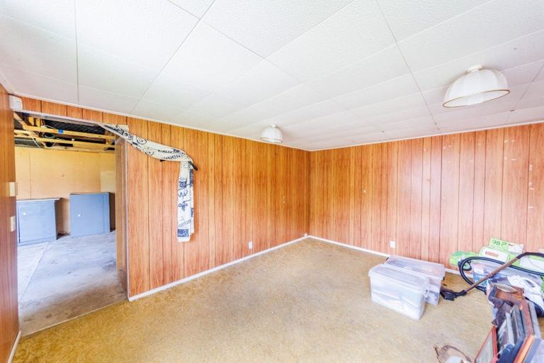 Photo of property in 53 Ruamahanga Crescent, Terrace End, Palmerston North, 4410