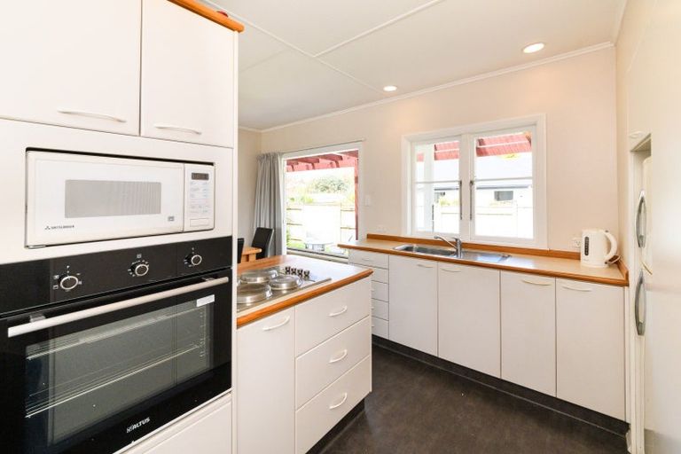 Photo of property in 26 Galway Avenue, Hokowhitu, Palmerston North, 4410