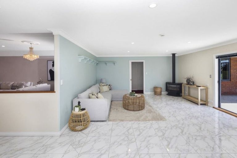 Photo of property in 18 Cordyline Place, Waimairi Beach, Christchurch, 8083