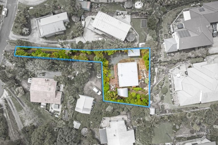 Photo of property in 16a Poplar Road, Stanmore Bay, Whangaparaoa, 0932