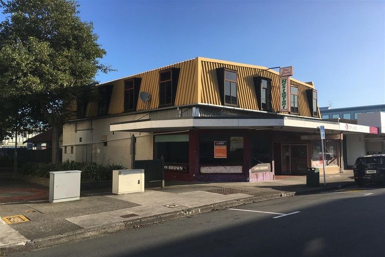 Photo of property in 298-300 High Street, Hutt Central, Lower Hutt, 5010