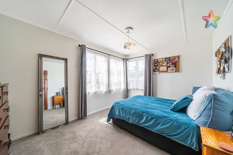 Photo of property in 17 Collett Street, Naenae, Lower Hutt, 5011