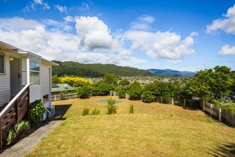Photo of property in 14 Naseby Grove, Wainuiomata, Lower Hutt, 5014