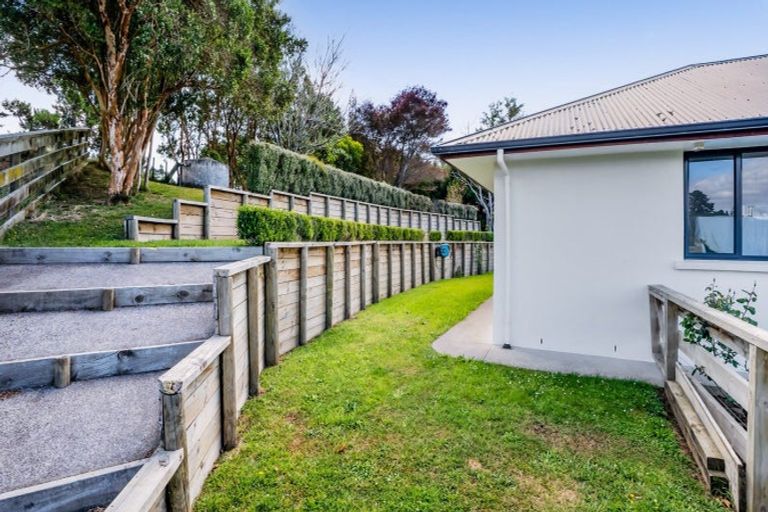 Photo of property in 90 Ridgewood Drive, Ridgewood, New Plymouth, 4371