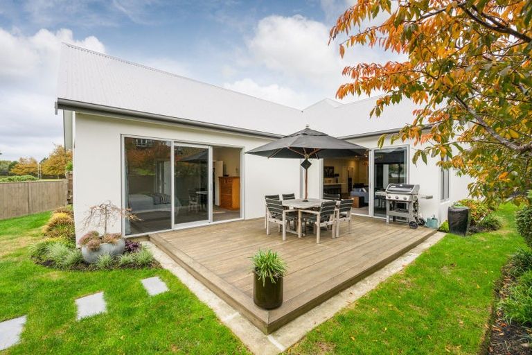 Photo of property in 5 Heritage Place, Terrace End, Palmerston North, 4410