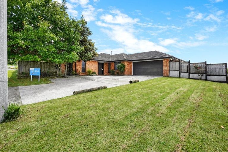 Photo of property in 109 Farnborough Drive, Grandview Heights, Hamilton, 3200