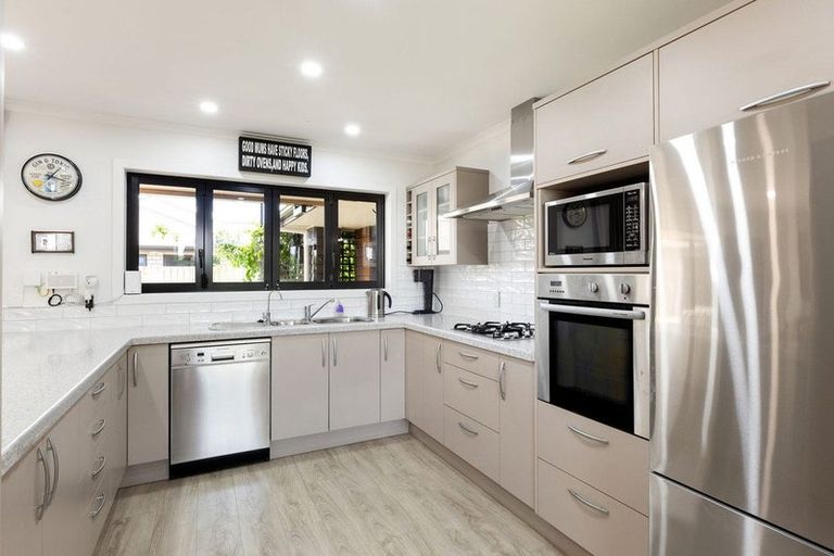 Photo of property in 18 Watkins Road, Cambridge, 3434