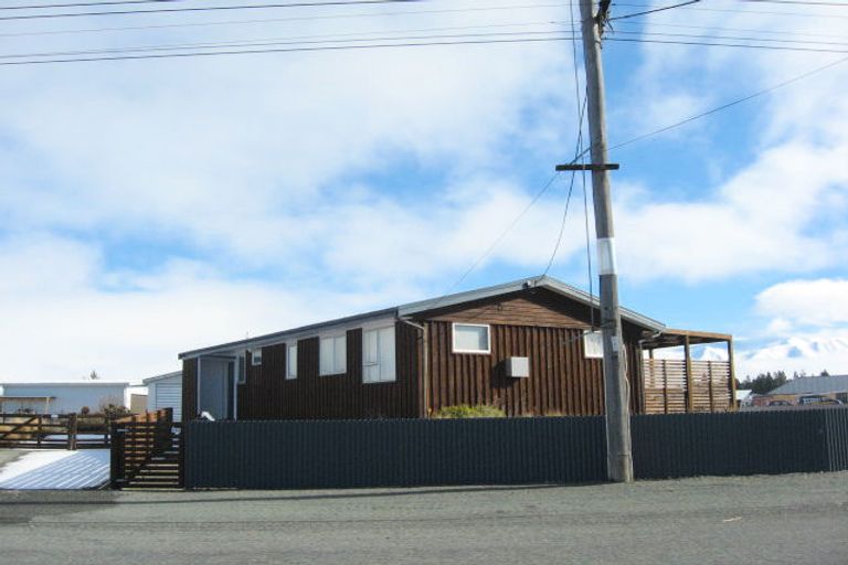 Photo of property in 220 Mackenzie Drive, Twizel, 7901