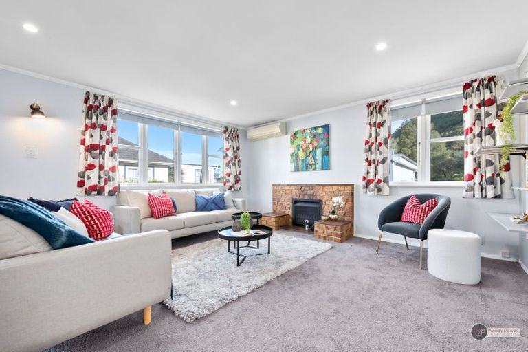 Photo of property in 72 Black Beech Street, Birchville, Upper Hutt, 5018