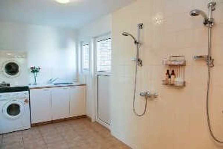 Photo of property in 12 Somerton Rise, Westmorland, Christchurch, 8025