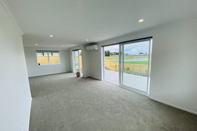 Photo of property in 11 Apostle Mews, Papamoa, 3118