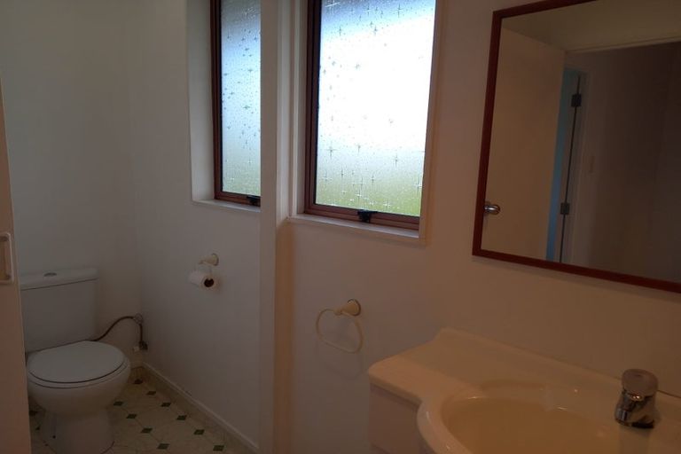 Photo of property in 2/151 Astley Avenue, New Lynn, Auckland, 0600