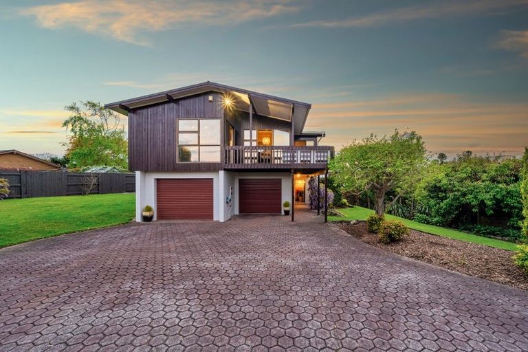 Photo of property in 8 Estelle Place, Farm Cove, Auckland, 2012