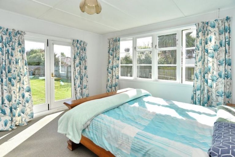 Photo of property in 73 White Street, Rangiora, 7400